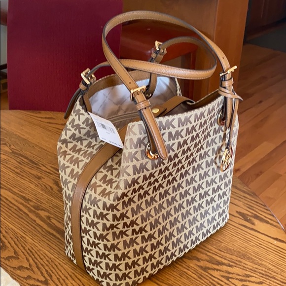 MICHAEL Michael Kors Handbags - Michael Michael Kors Jet Set Grab Bag